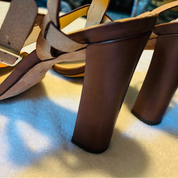 Gently Used Heels By COLE HAAN - Size 11 B - Heel Height 5 Inches - box 3 - Picture 8 of 8